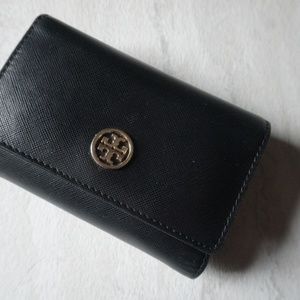 Tory Burch Robinson Tri-Fold Wallet